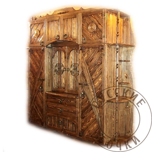 Шкаф большой в старинном стиле многосекционный