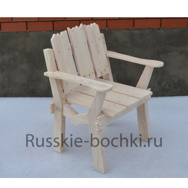 Кресло ручной работы из дерева декоративное